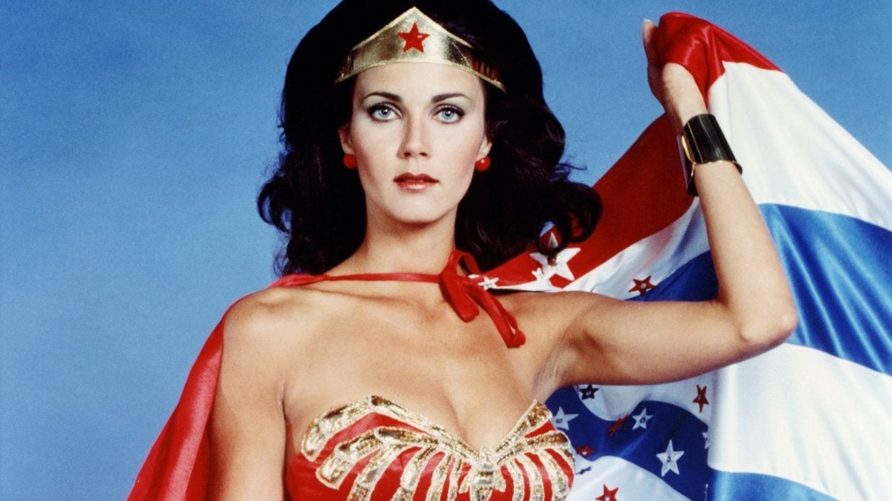 Lynda Carter ha amato il trailer di Wonder Woman 1984 thumbnail