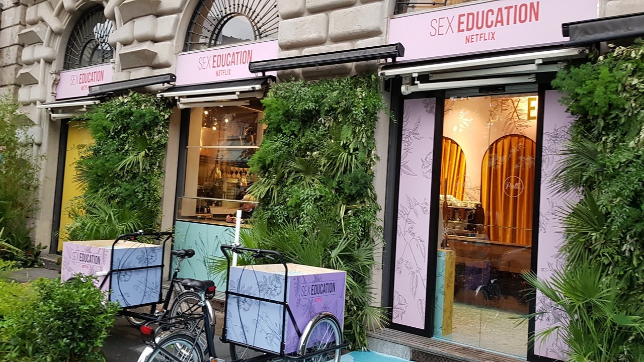 Il 17 e 18 settembre apre a Milano la Sex Education Pop UP Bakery thumbnail