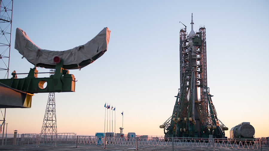 Di nuovo in orbita verso l'ISS: primo lancio di una navicella Soyuz dopo l'atterraggio di emergenza in Kazakistan thumbnail