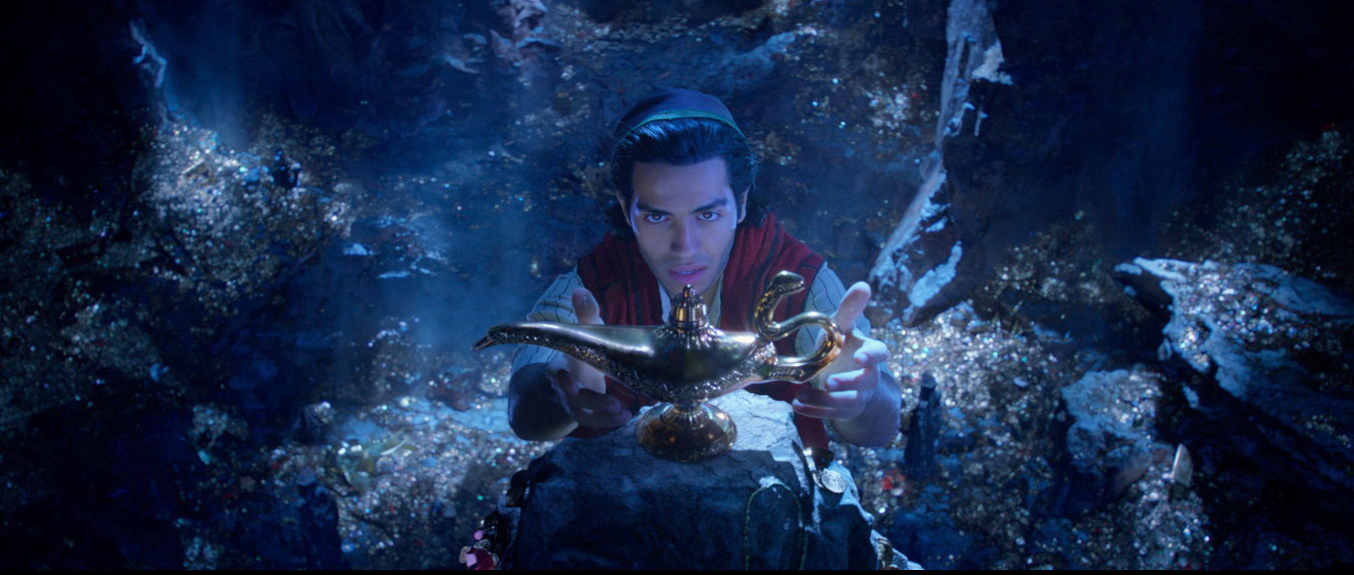 Aladdin: il trailer ufficiale del film di Guy Ritchie thumbnail