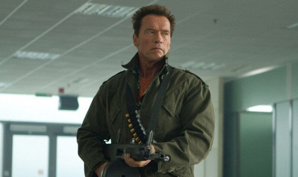 Arnold Schwarzenegger querela un'azienda di robot russa thumbnail