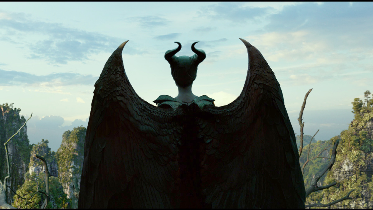 Maleficent - Signora del male, il ritorno che non conquista | Recensione thumbnail