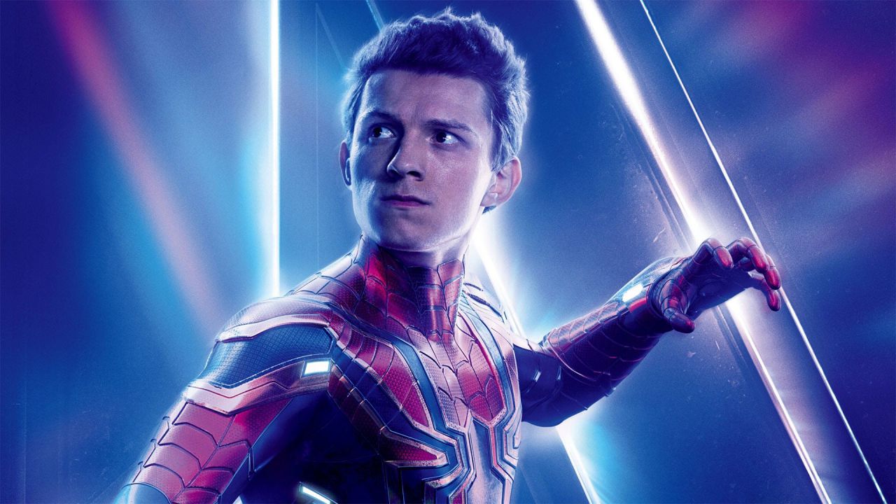 Tom Holland doppierà Spider-Man nei parchi Disney thumbnail