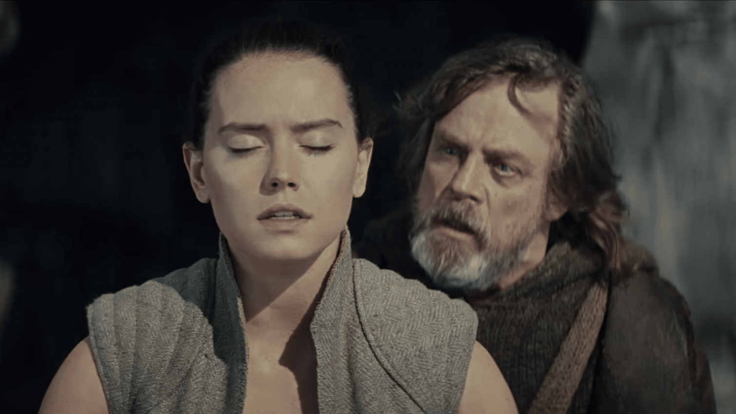 Dov'è finita la terza lezione di Luke a Rey? thumbnail