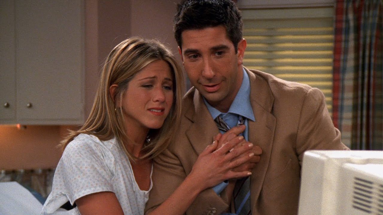 Ross e Rachel erano in pausa? Parla David Schwimmer thumbnail
