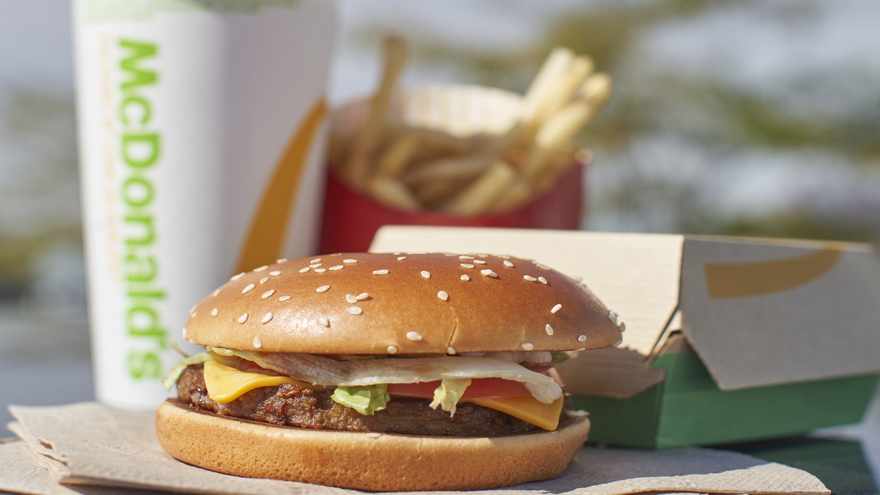McDonald's lancia in Svezia il McPlant, panino di carne vegetale thumbnail