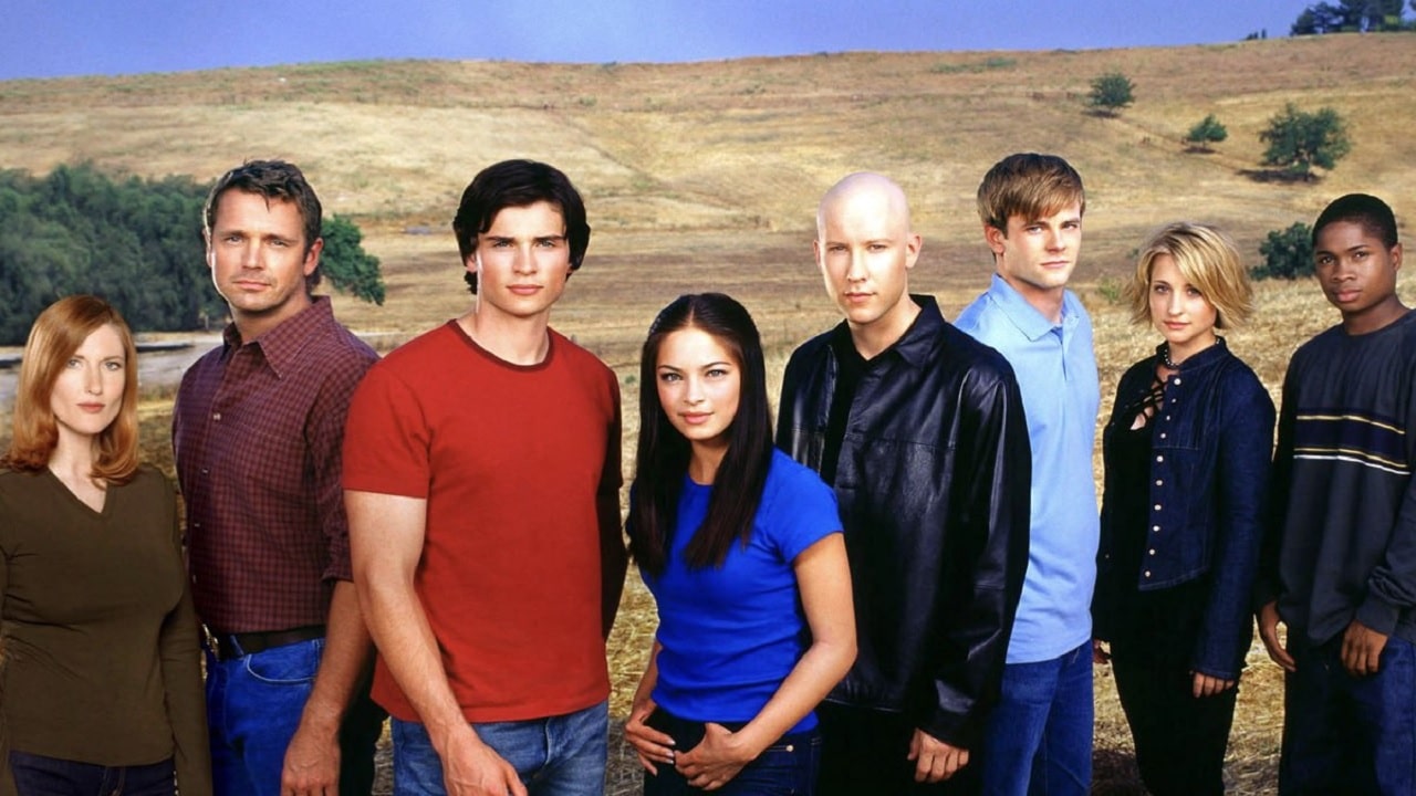 Smallville: i protagonisti riuniti per un podcast di rewatch thumbnail