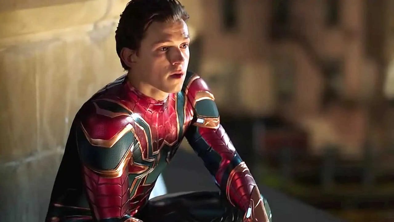 Tom Holland scoppia in lacrime per le reazioni dei fan al trailer di Spider-Man: No Way Home thumbnail