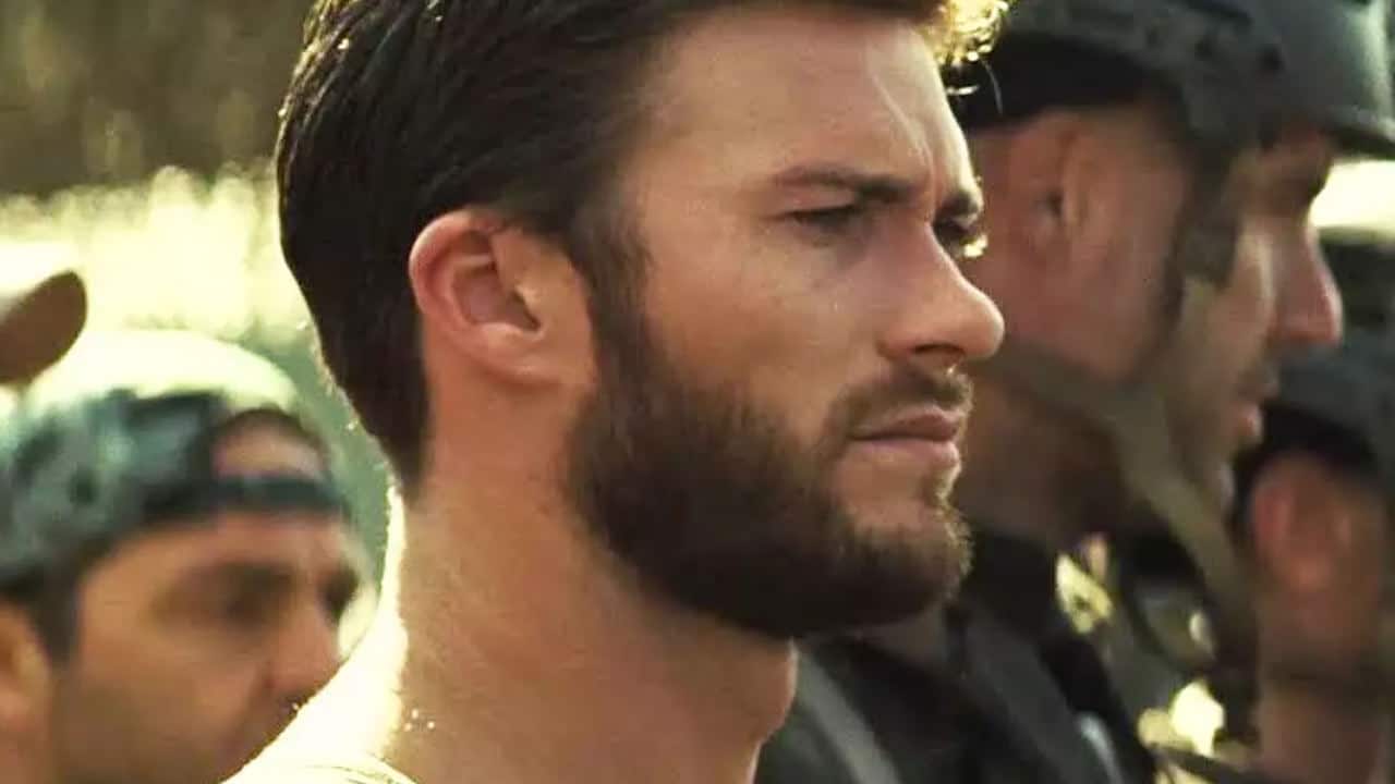 Suicide Squad: Clint Eastwood ha convinto il figlio a rinunciare al film thumbnail