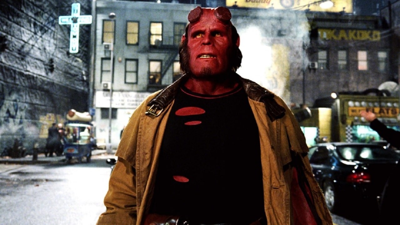 Il nuovo film di Hellboy sarà scritto da Mike Mignola stesso thumbnail