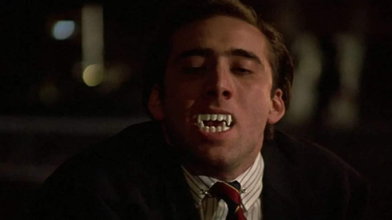 Renfield: prime foto di Nicolas Cage nei panni di Dracula thumbnail