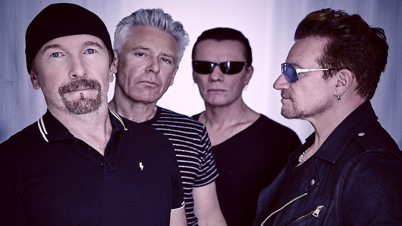 J.J. Abrams produrrà una serie biografica sugli U2 per Netflix thumbnail
