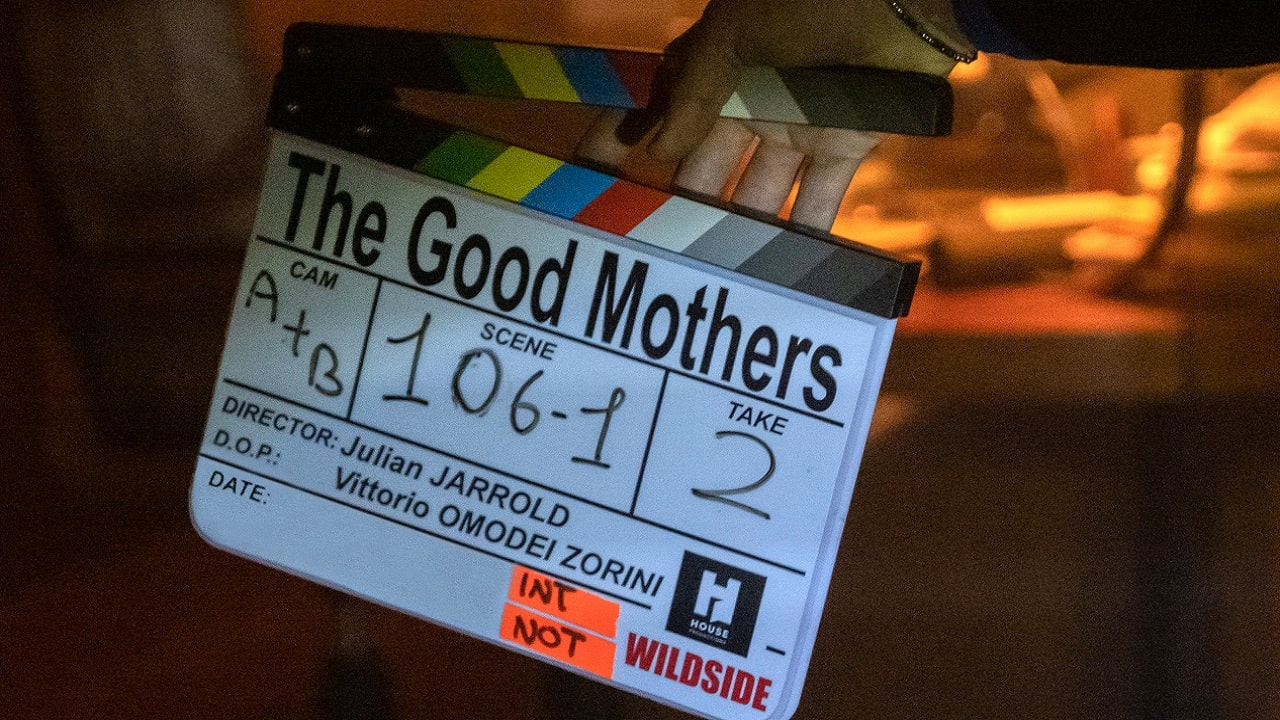 The Good Mothers, ecco il cast della serie italiana su Disney+ thumbnail