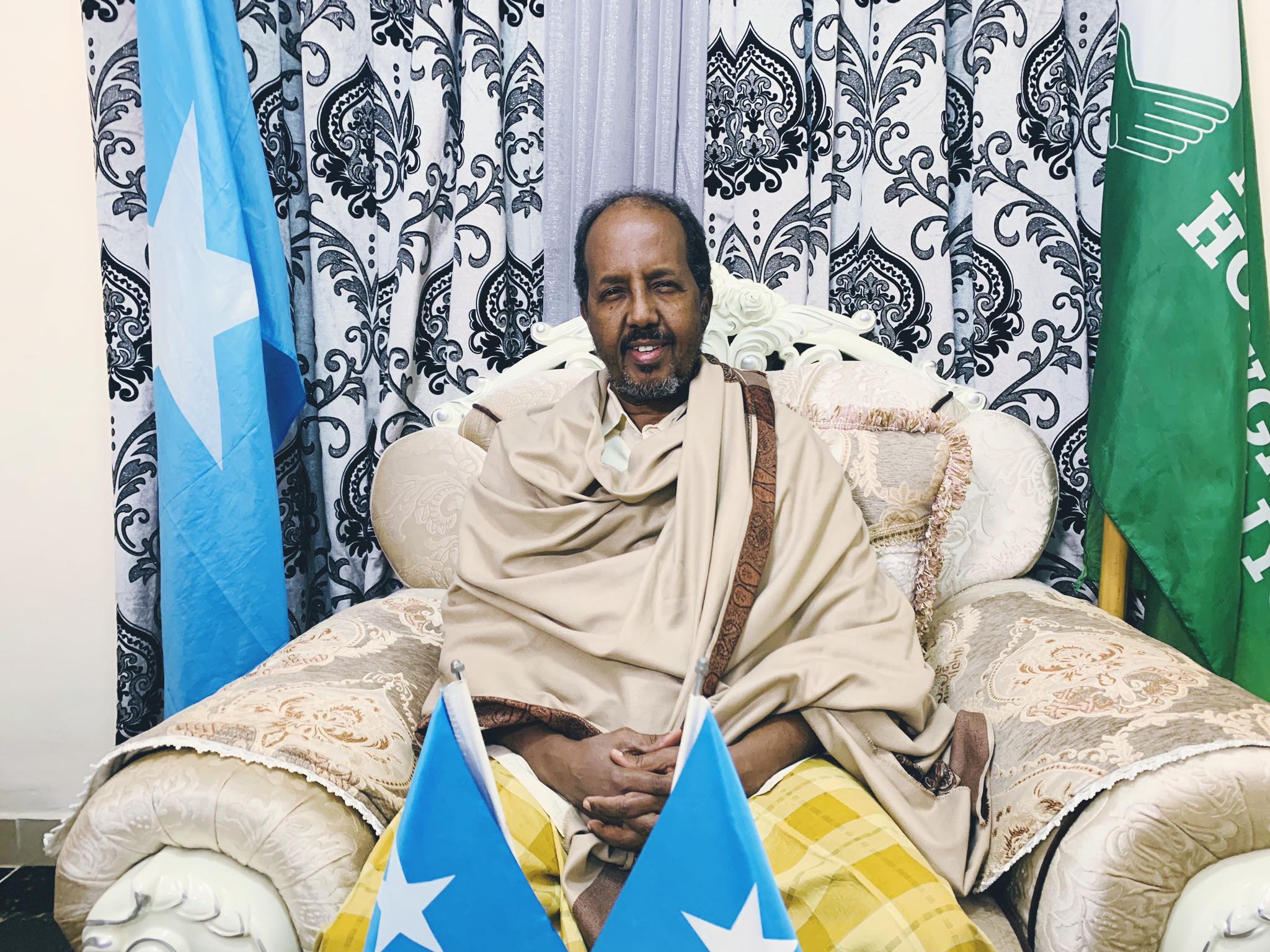 Hassan Sheikh Mohamud è il neo presidente della Somalia thumbnail