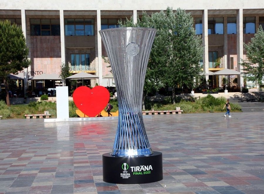 Finale Conference League: stasera la Roma giocherà in casa, anche se a Tirana thumbnail