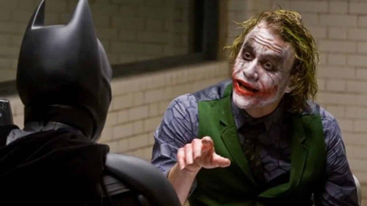 Tocchiamo con mano il Batman di Christopher Nolan in edizione 4K Ultra HD | Recensione thumbnail