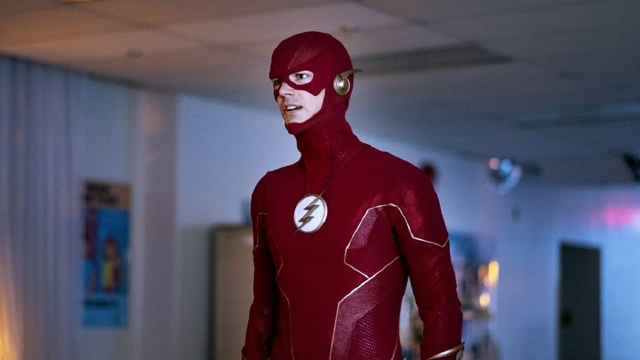 Anche Oliver Queen tornerà per l'ultima stagione di The Flash thumbnail