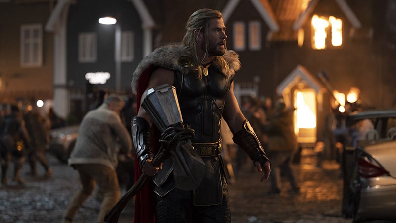 thor love and thunder recensione