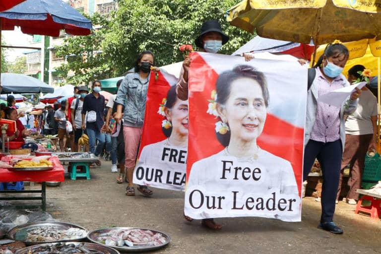 Manifestazioni per la liberazione di Aung San Suu Kyi in Myanmar