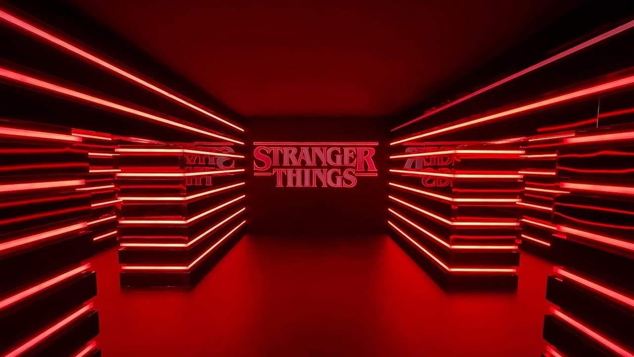Stranger Things, a Milano il pop up store più grande d'Europa thumbnail