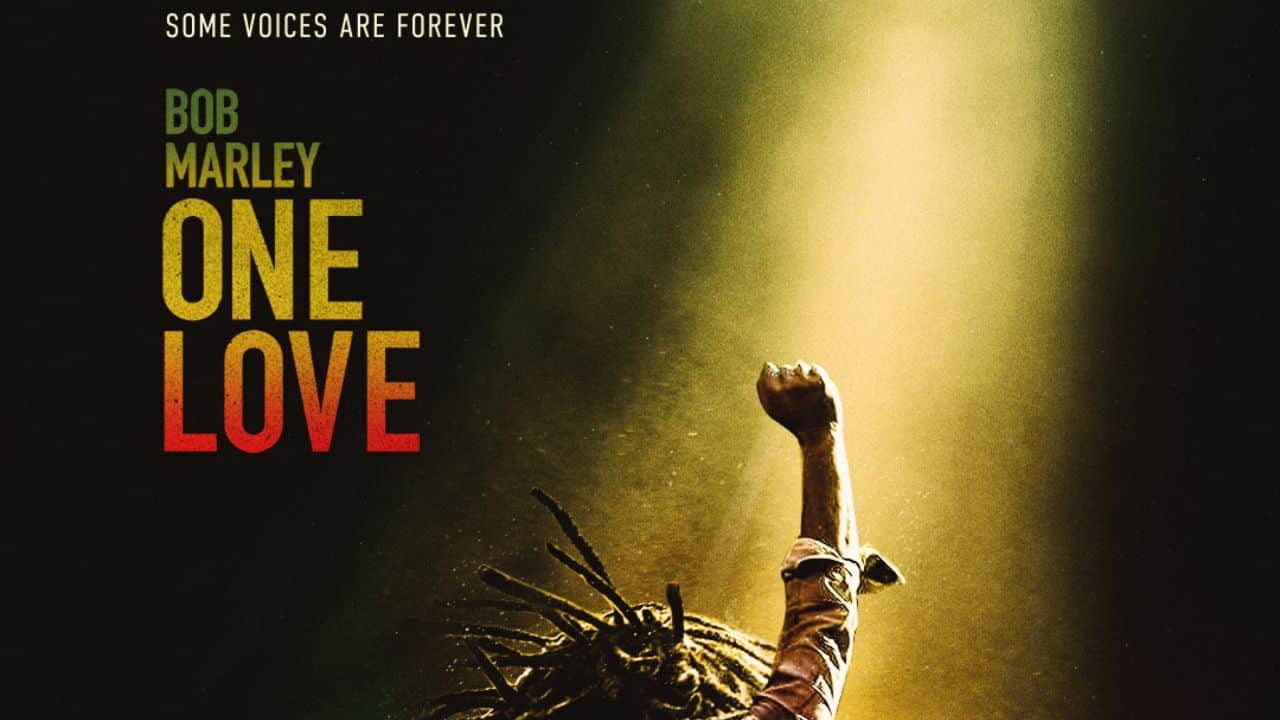 Kingsley Ben-Adir interpreta la leggenda reggae nel trailer di Bob Marley: One Love thumbnail