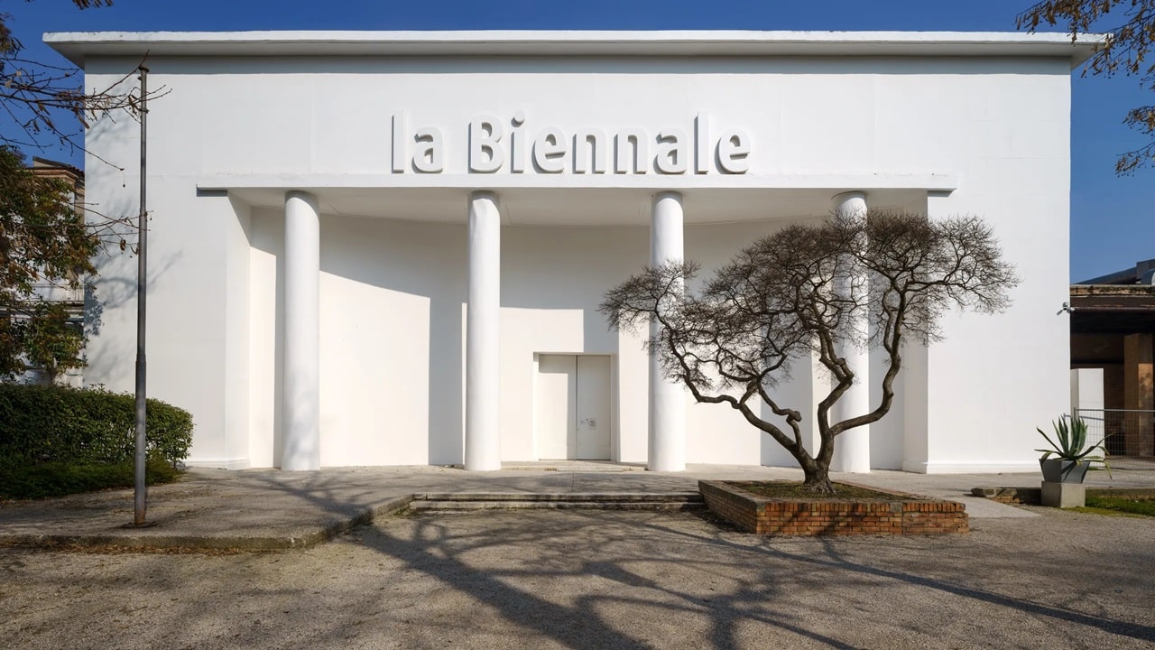 La Biennale dell'Arte di Venezia 2024: cosa aspettarsi? thumbnail