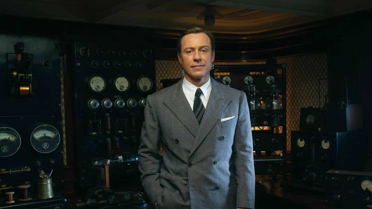 Stefano Accorsi diventa Guglielmo Marconi in una rivoluzionaria miniserie Rai thumbnail