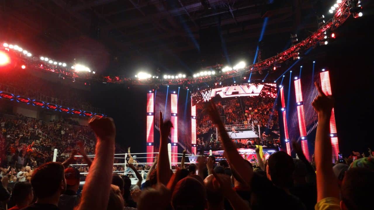 La WWE sbarcherà su Netflix: accordo storico per portare RAW sulla piattaforma streaming thumbnail