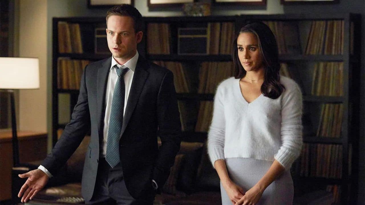Suits avrà uno spin-off, con l’ex-Arrow Stephen Amell thumbnail