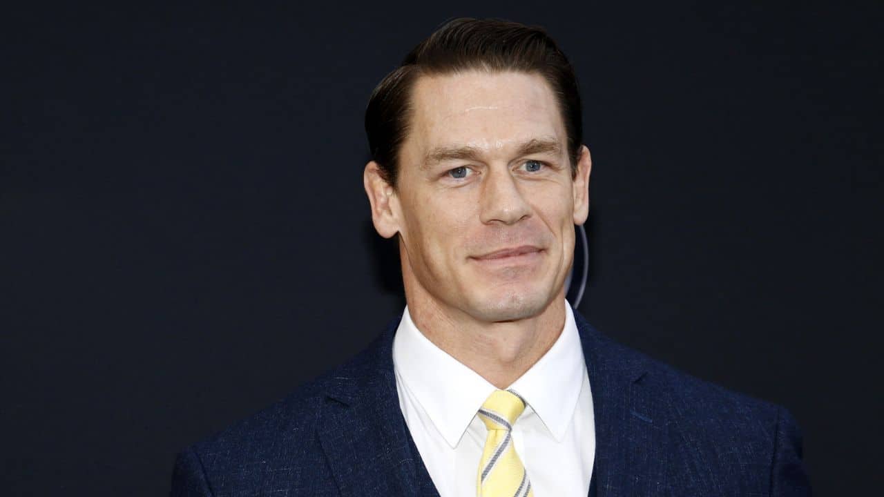 Tutti i retroscena sullo sketch di John Cena "nudo" agli Oscar thumbnail