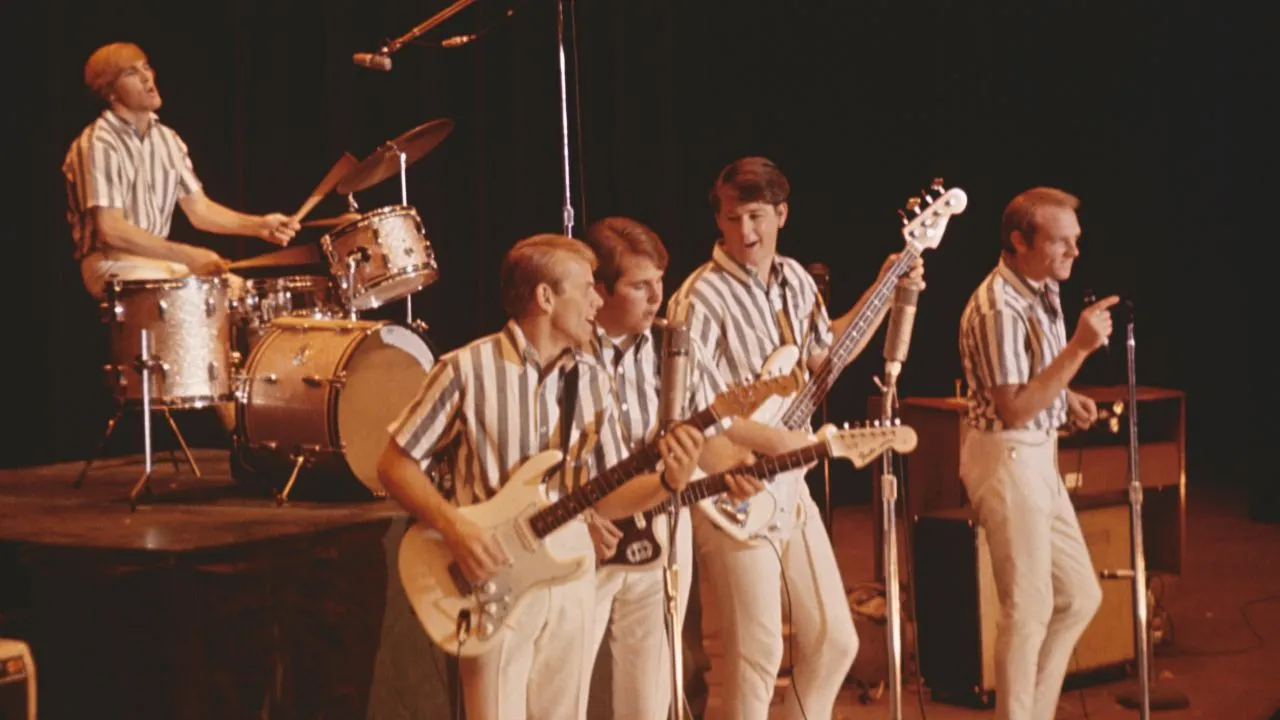 The Beach Boys: il documentario Disney sulla band californiana | Recensione thumbnail