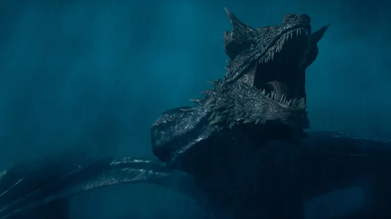 house of the dragon seconda stagione recensione un drago gigantesco sotto la pioggia