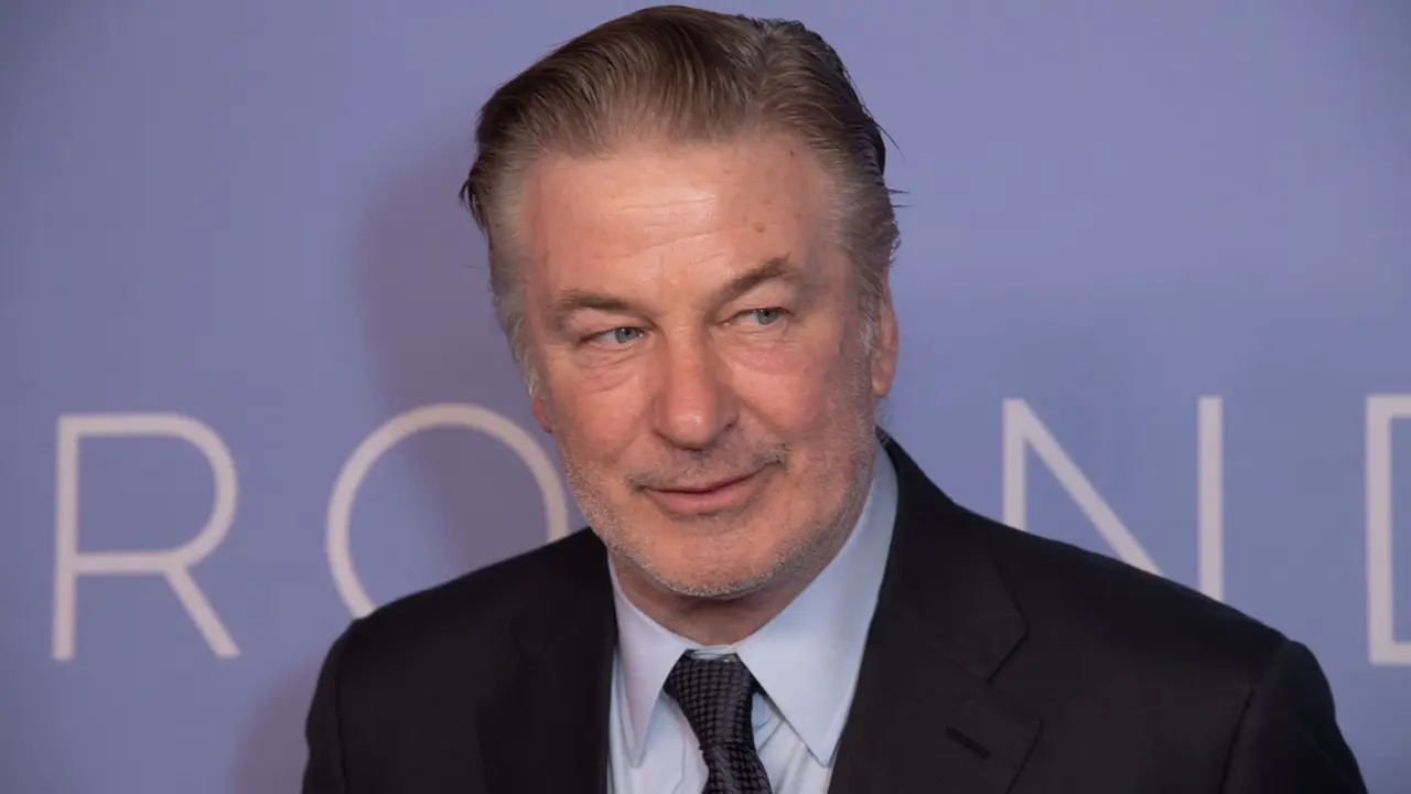 Il processo di Alec Baldwin si è già concluso: cos'è successo? thumbnail