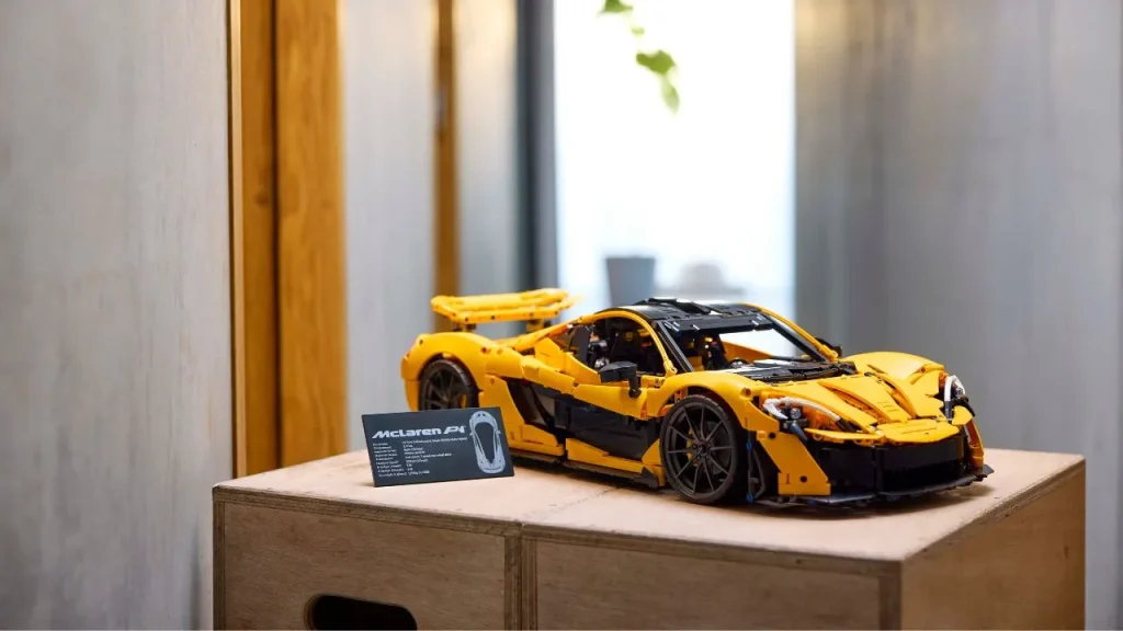 LEGO Technic McLaren P1 Set Prezzo 