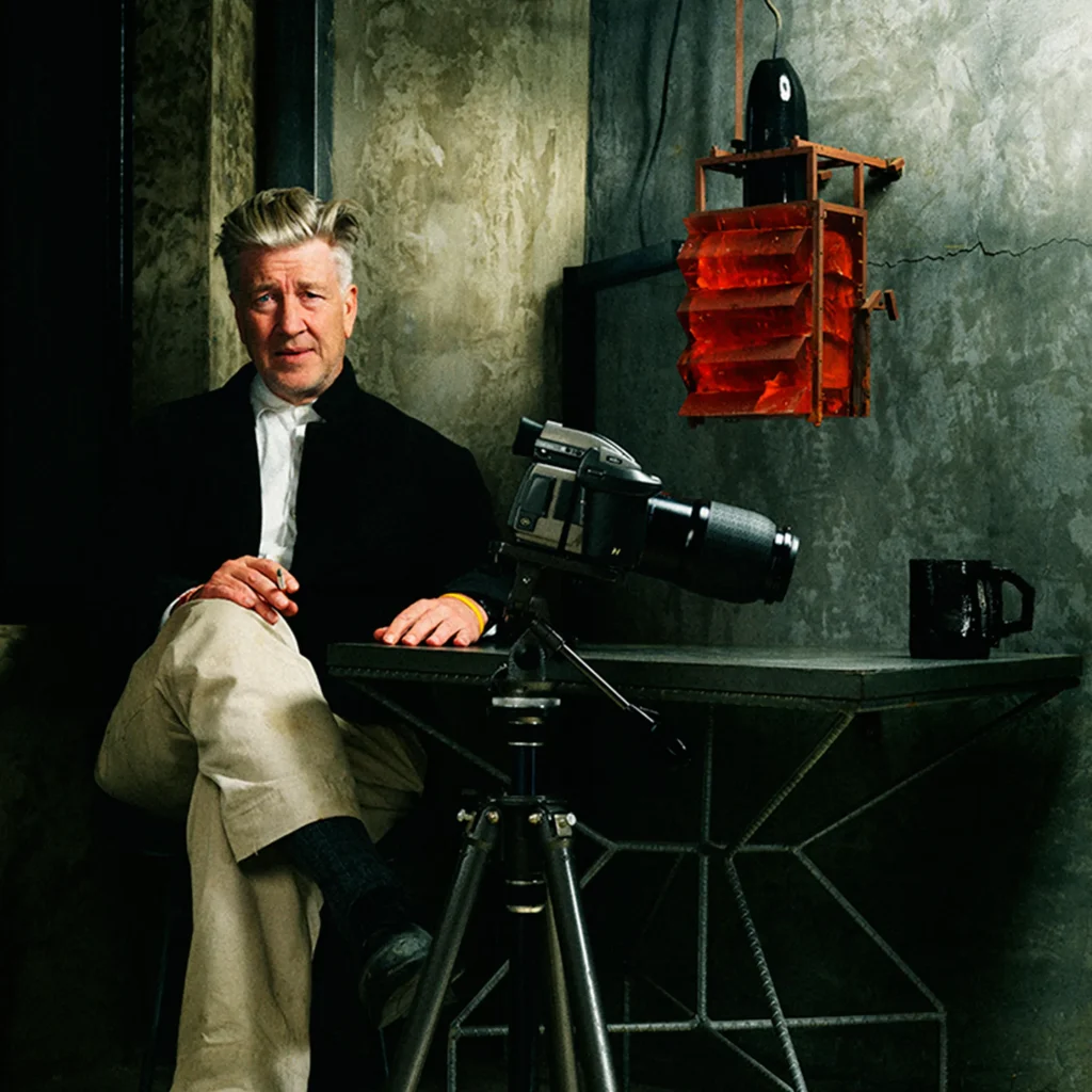 David Lynch è malato. Ha voluto chiarire la sua condizione su X, ed ha aggiunto che se dovrà fare ancora il regista, sarà solo da remoto