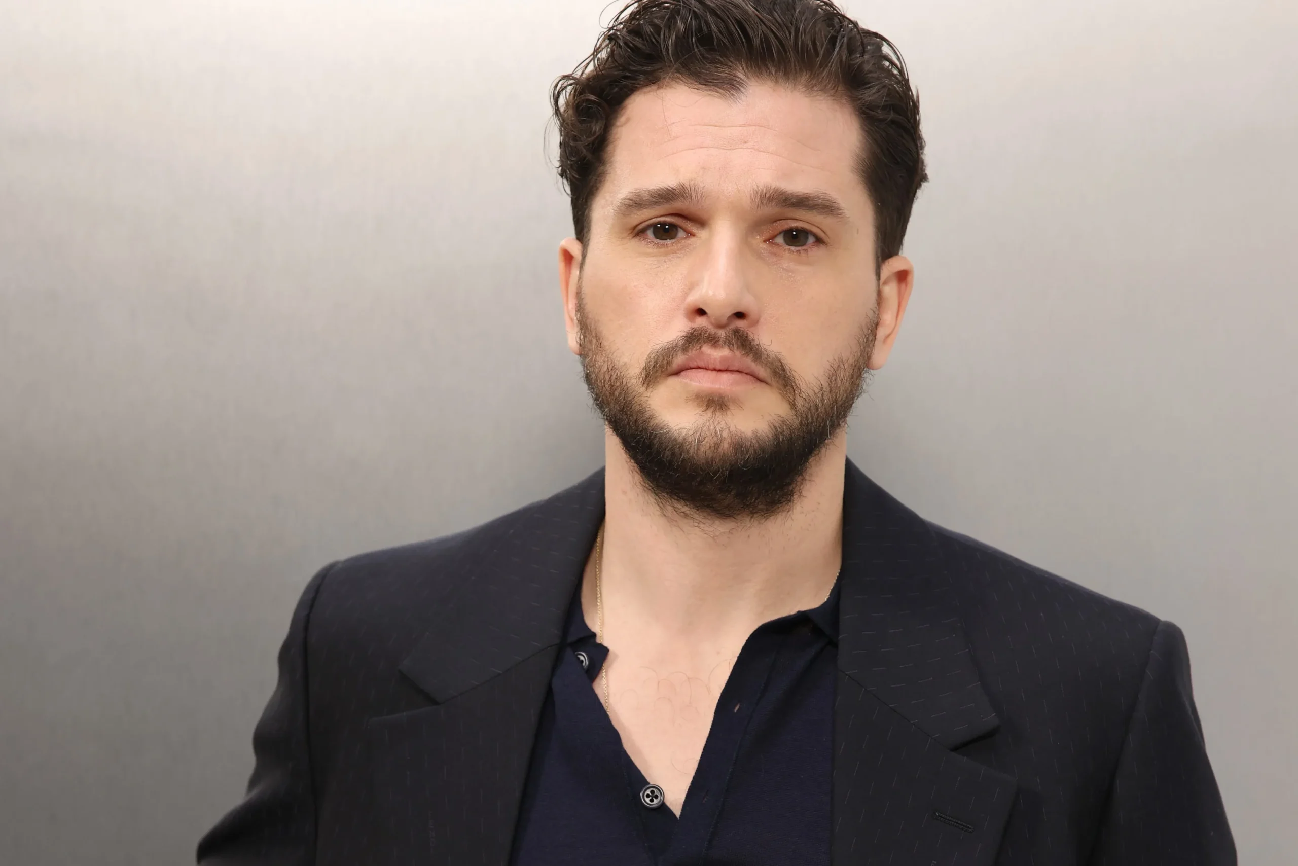 La star di Game of Thrones, Kit Harington, pensa che non guarderà mai "House of the Dragon" thumbnail