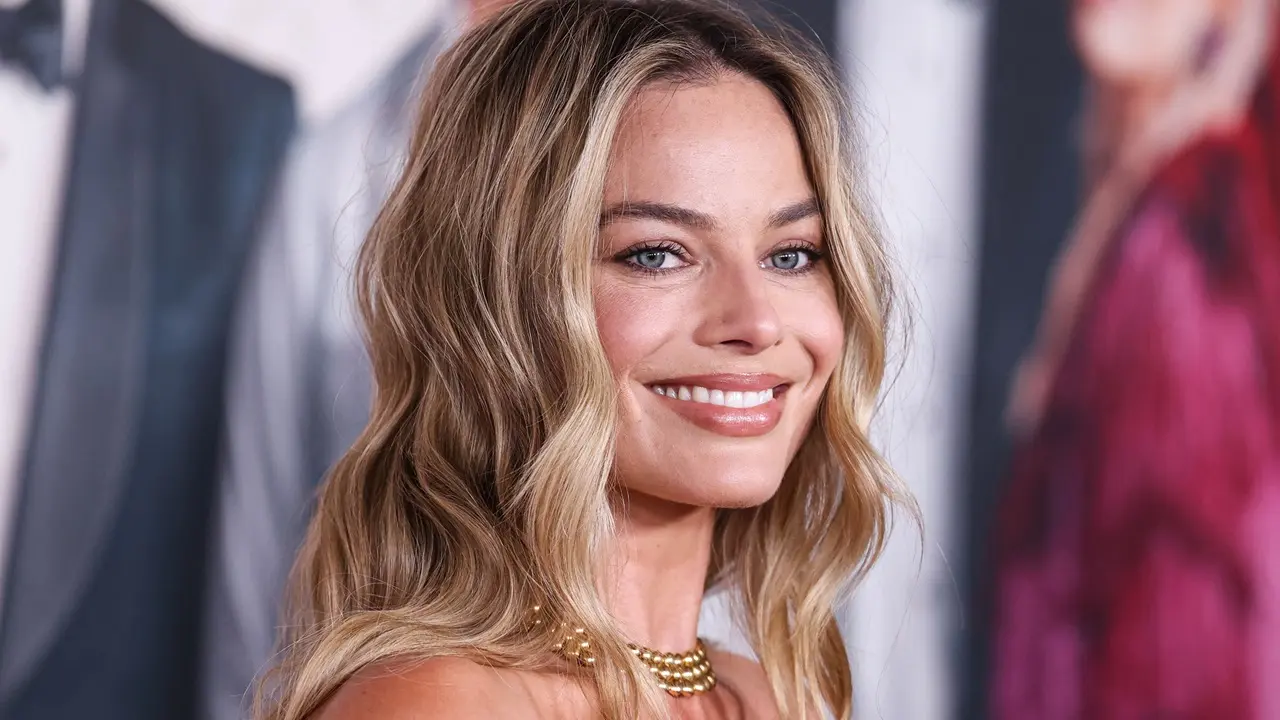 Cime Tempestose, arriva un nuovo adattamento con Margot Robbie thumbnail