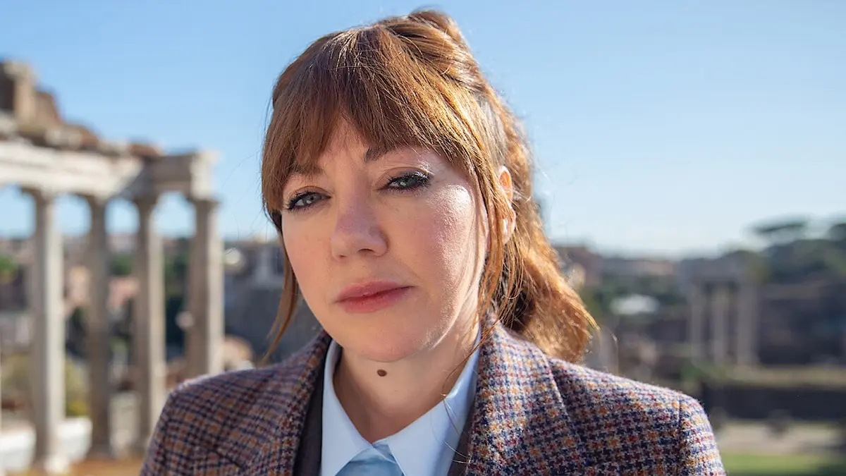 Philomena Cunk tornerà con uno speciale per Natale thumbnail