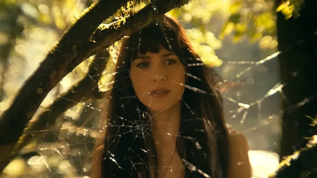 madame web film dakota johnson (1)