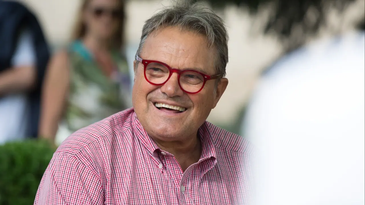 È morto Oliviero Toscani, il fotografo aveva 82 anni thumbnail